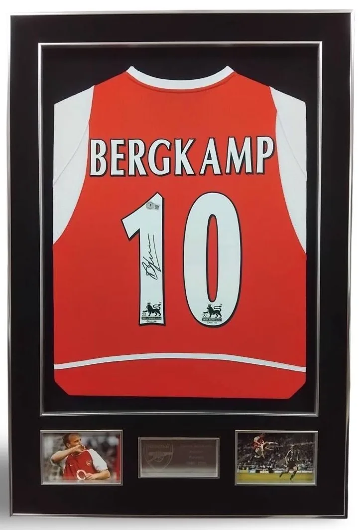 Dennis Bergkamp — signed Arsenal shirt (silver frame) — memorabilia bertanda tangan asli dalam bingkai