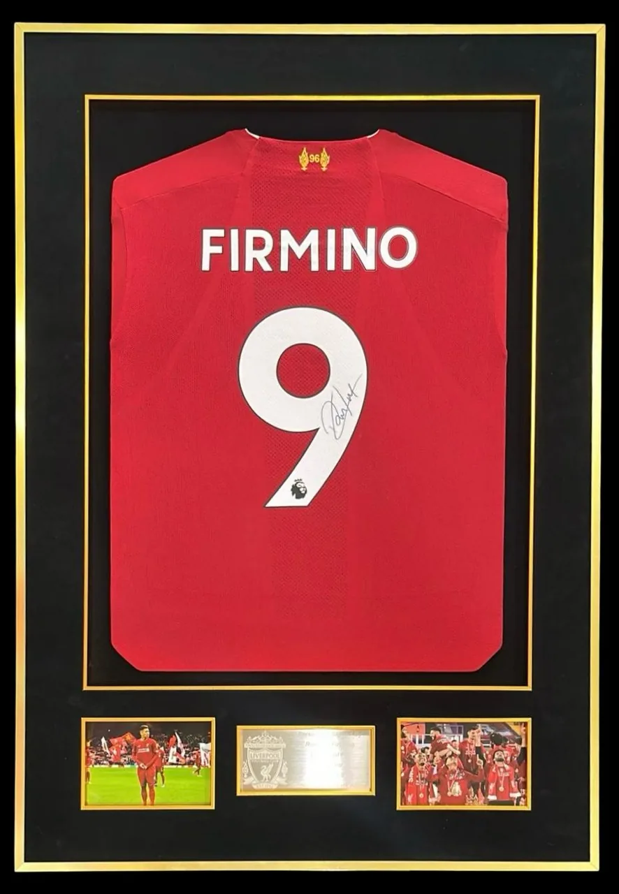 Roberto Firmino — signed Liverpool shirt — memorabilia bertanda tangan asli dalam bingkai