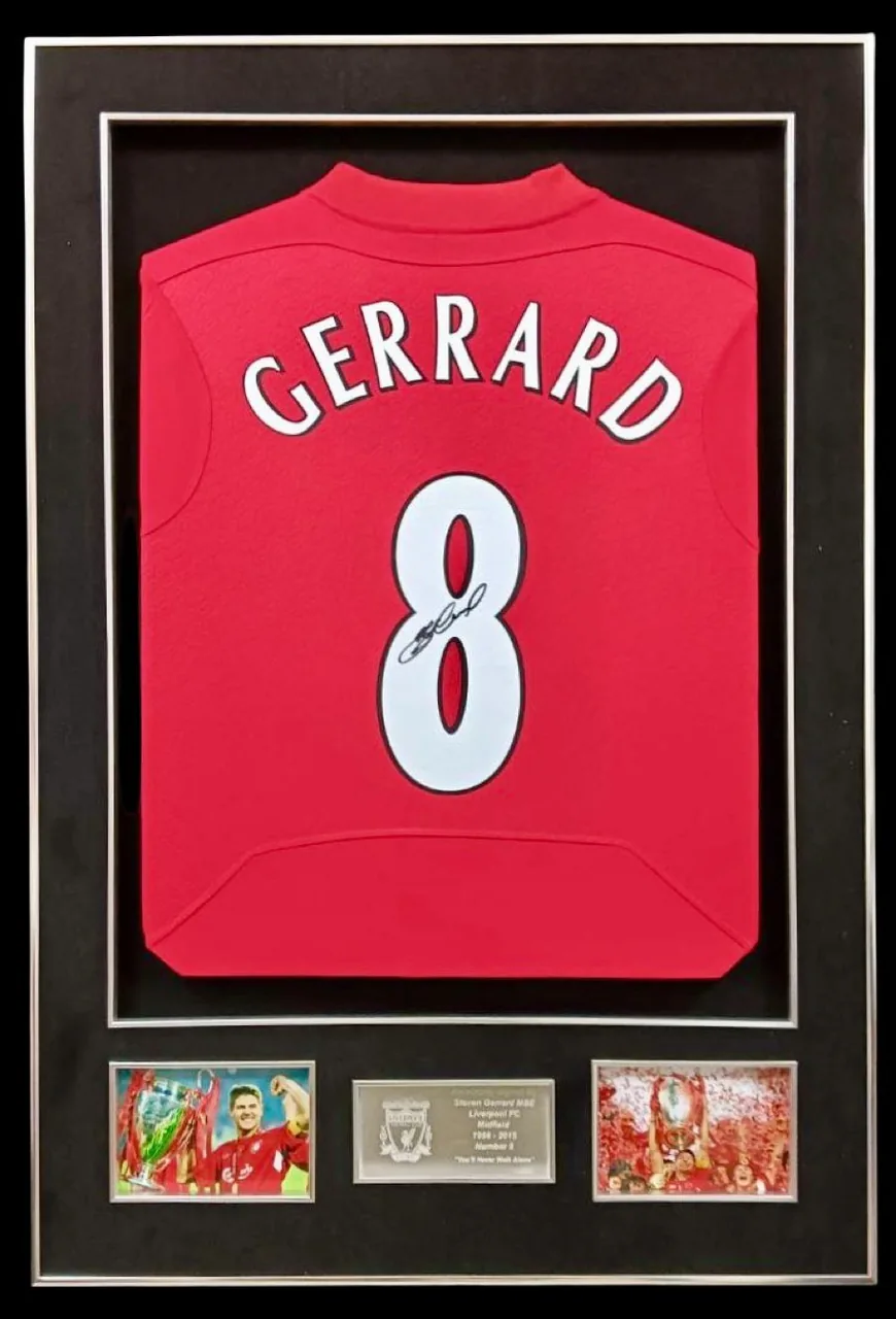 Steven Gerrard — signed Liverpool shirt — authentic signed memorabilia, framed
